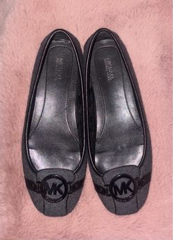 Michael Kors Grey/Black Flats