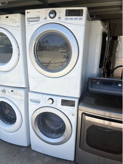 Lg Stackable  Washer and gas dryer  Excellent working condition  Heavy duty  W27 D30 H78 Washer 4.5 cu ft Dryer 7.3 cu ft 3 months warranty parts and 