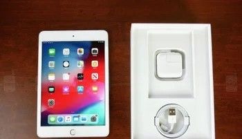 NEW APPLE IPAD 5 5TH GEN CELLULAR + WiFi 32GB + CASE + USB + WARRANTY