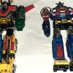 BANDAI VOLTRON DIE CAST    65 EA.