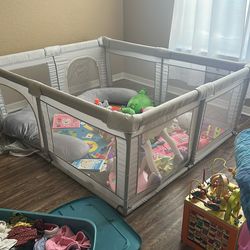 Play pen Play area