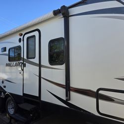 Travel Trailer Bunk House 