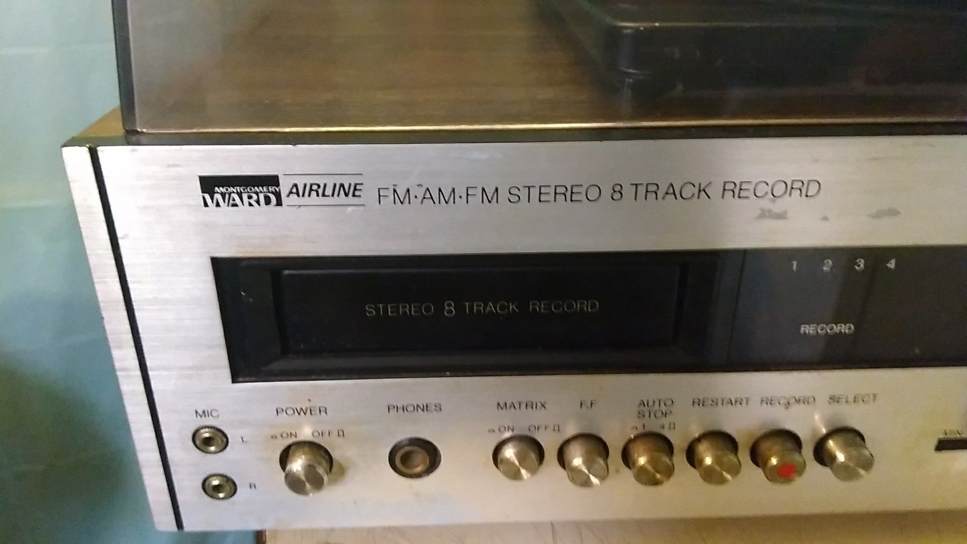 Vintage Montgomery Ward Airline FM AM FM stereo 8 track and record player
