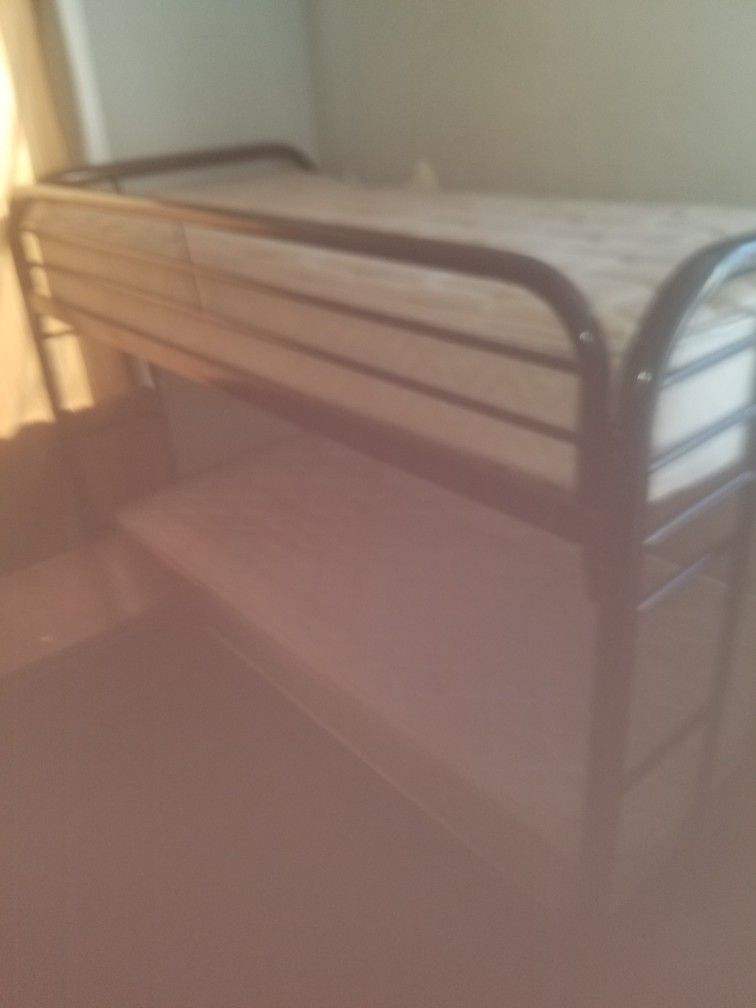 Matel Bunk Bed