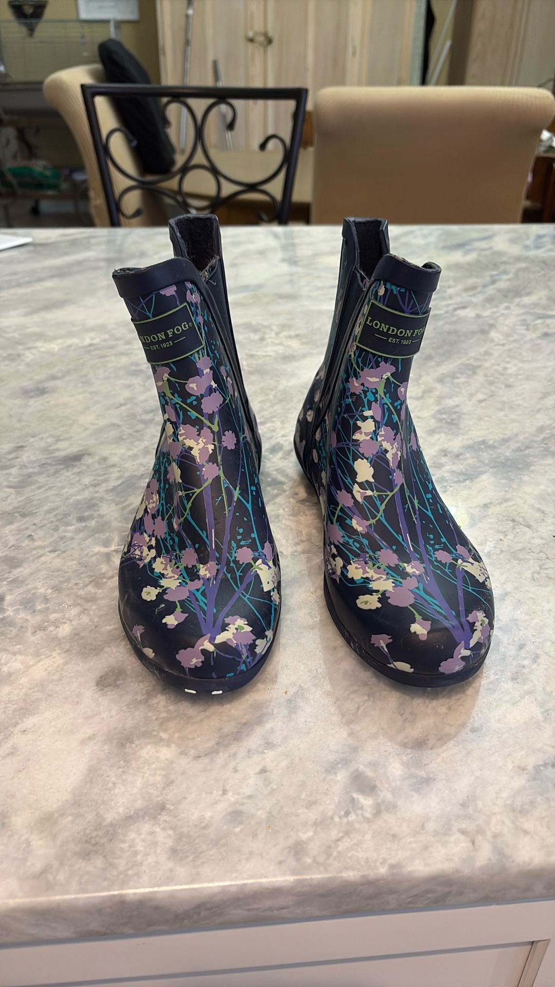 Rain Boots- LONDON FOG new Size 7