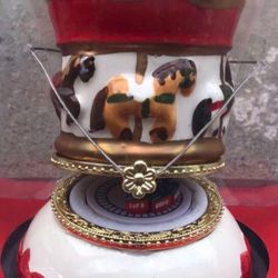 Porcelain music box gift for Christmas 🎄 