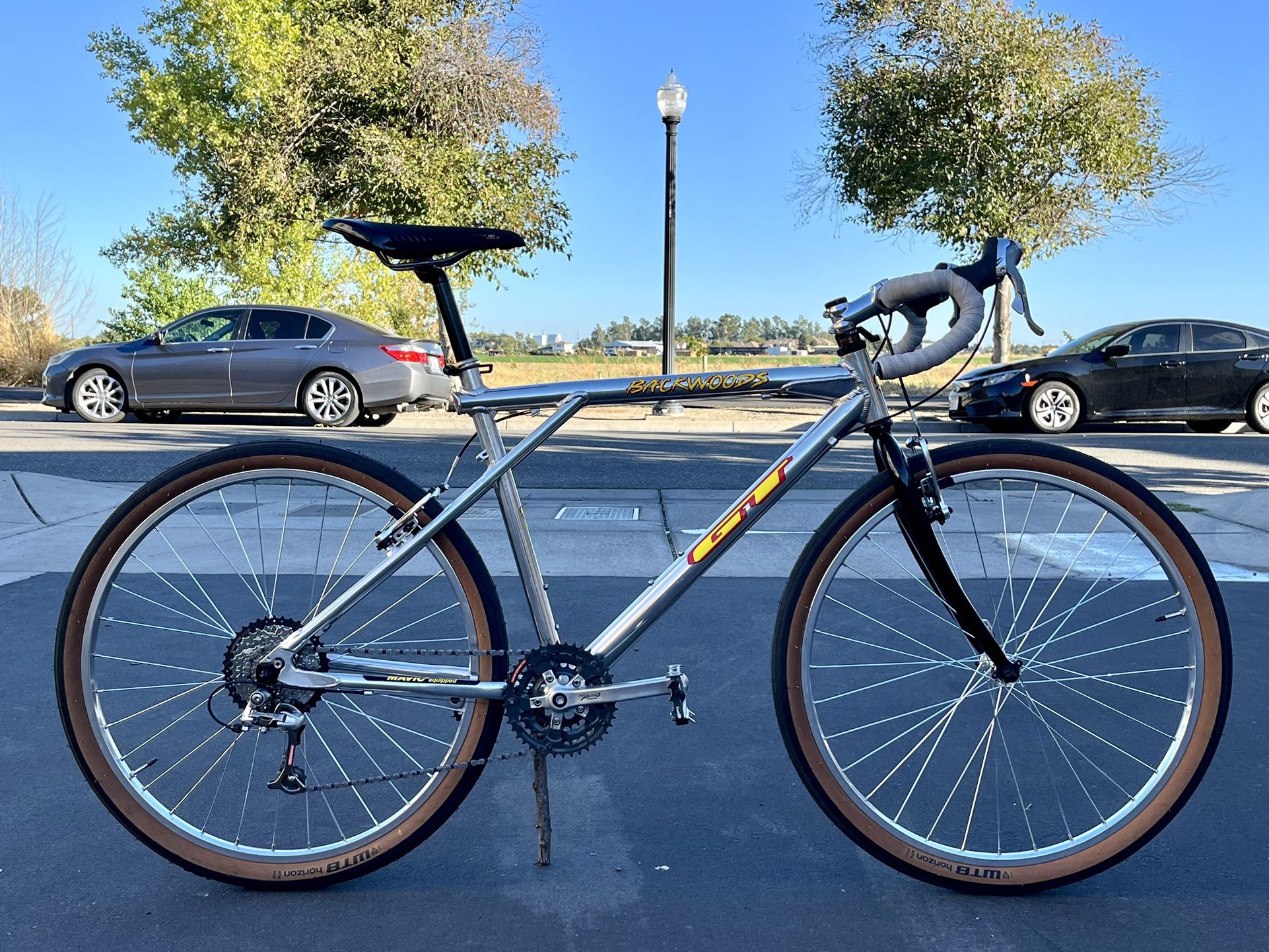 1995 GT Backwoods Gravel Restomod 650b