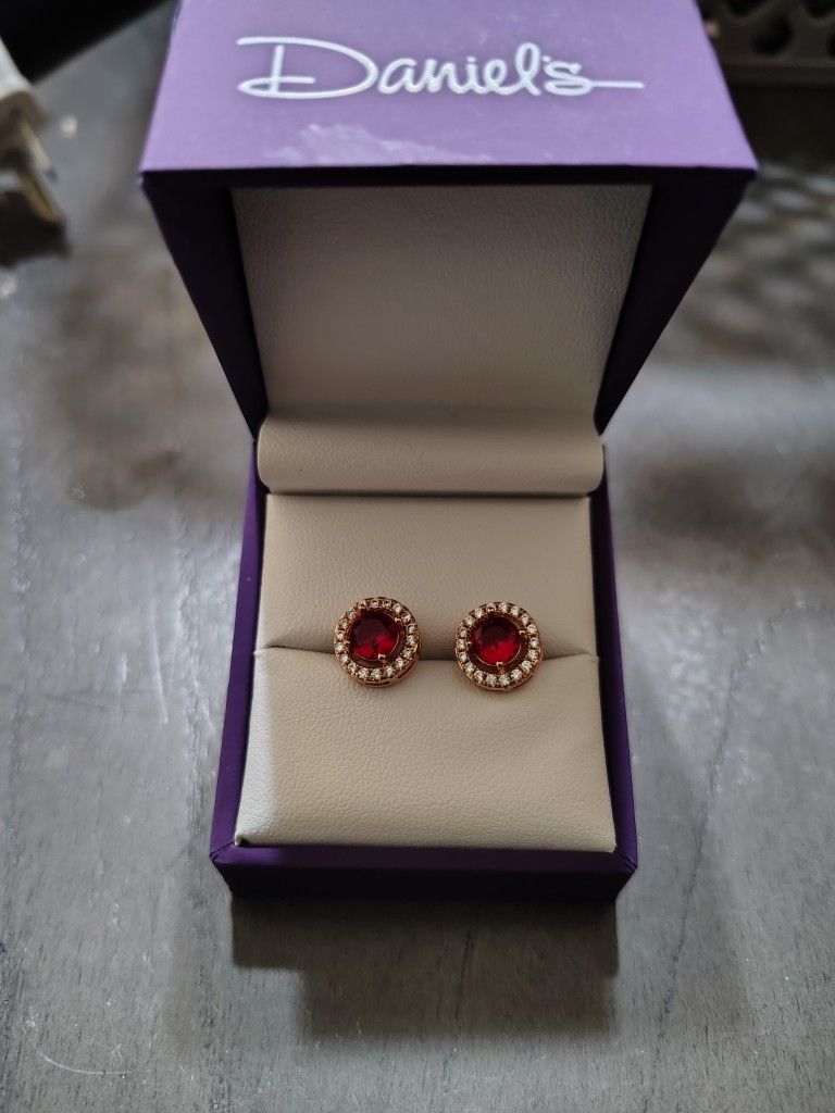 Rose Gold Diamond Ruby And Rings With Diamonds