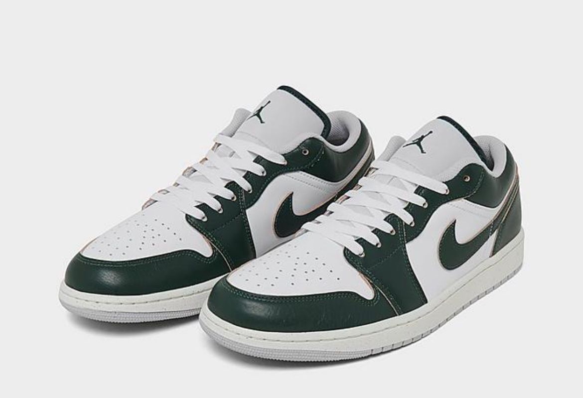 Size Men’s 9.5. Nike Air Jordan 1 Low Se Oxidized Green