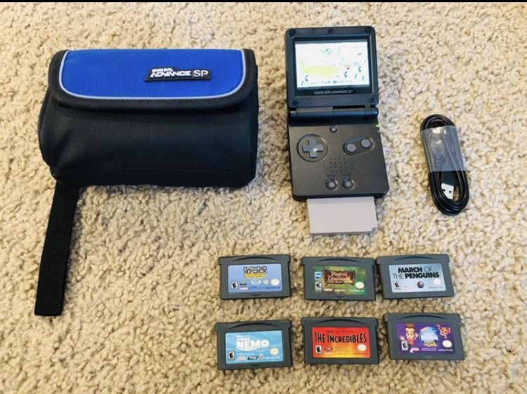 Nintendo Gameboy SP 101 With Games