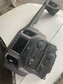 2023 Chevy Silverado radio/ ac