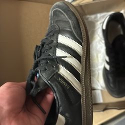 Black adidas 4 in kids