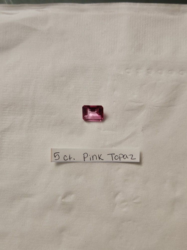 5 CT Pink Topaz Emrald Cut