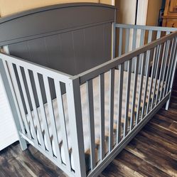 Crib With Mattress 