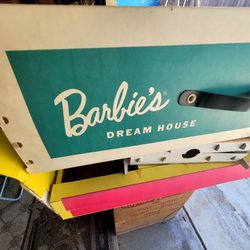 1962 Barbies Dream House - Made Of All Cardboard,  Beautiful Vintage Set