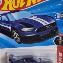 HOT WHEELS FORD MUSTANG GT CUSTOM 