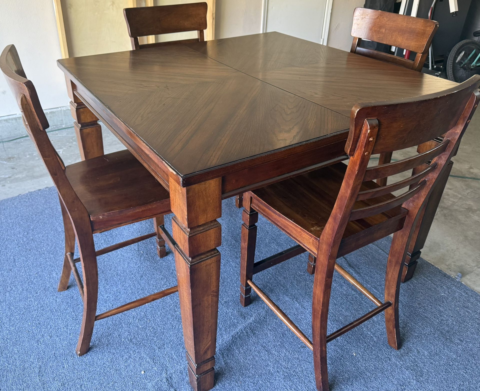 Wood Table - Seats 4 and 6 Leaf Extension
