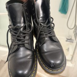 Dr Martens 1460 Boots