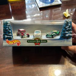 Hot Wheels 3 Car Pack