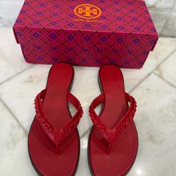 NWT Size 7.5 Tory Burch Everly Red Chain Leather Thong Flat Sandals
