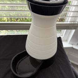 Cat Or Dog Gravity Feeder (PetSafe Brand)