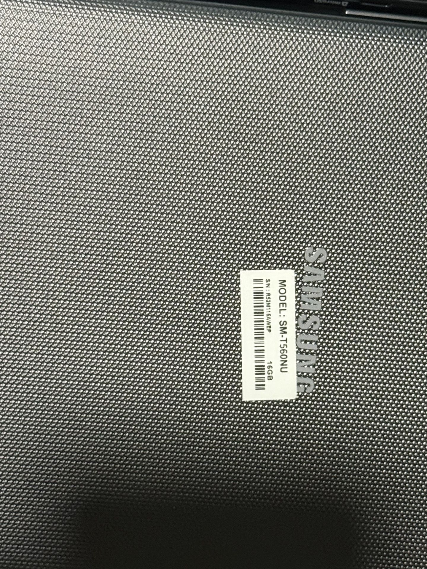 Samsung Galaxy Tab E SM-T560NU 16GB Black Wi-Fi Tablet 9.6" Android Rear Camera