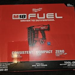 Milwaukee
M18 FUEL 18-Volt Lithium-Ion Brushless Cordless Gen II 16-Gauge Straight Finish Nailer (Tool-Only)