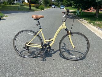 Trek 7100 WSD Hybrid Comfort Bike – Fully Tuned Up & Ready to Ride!