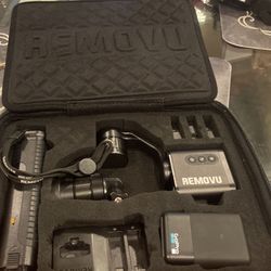 Removu Kindle Stick For GoPro Camera kit and Carrying Case