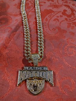 Raiders necklace with pendant gold tone $20