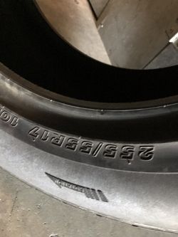 255/55/17 Kumho