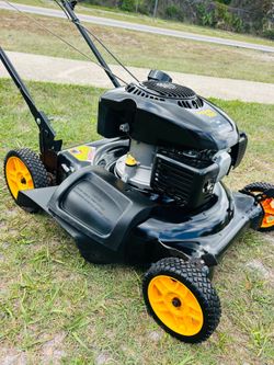 Poulan Pro Kohler XT650 Lawnmower The machine is like new, little use