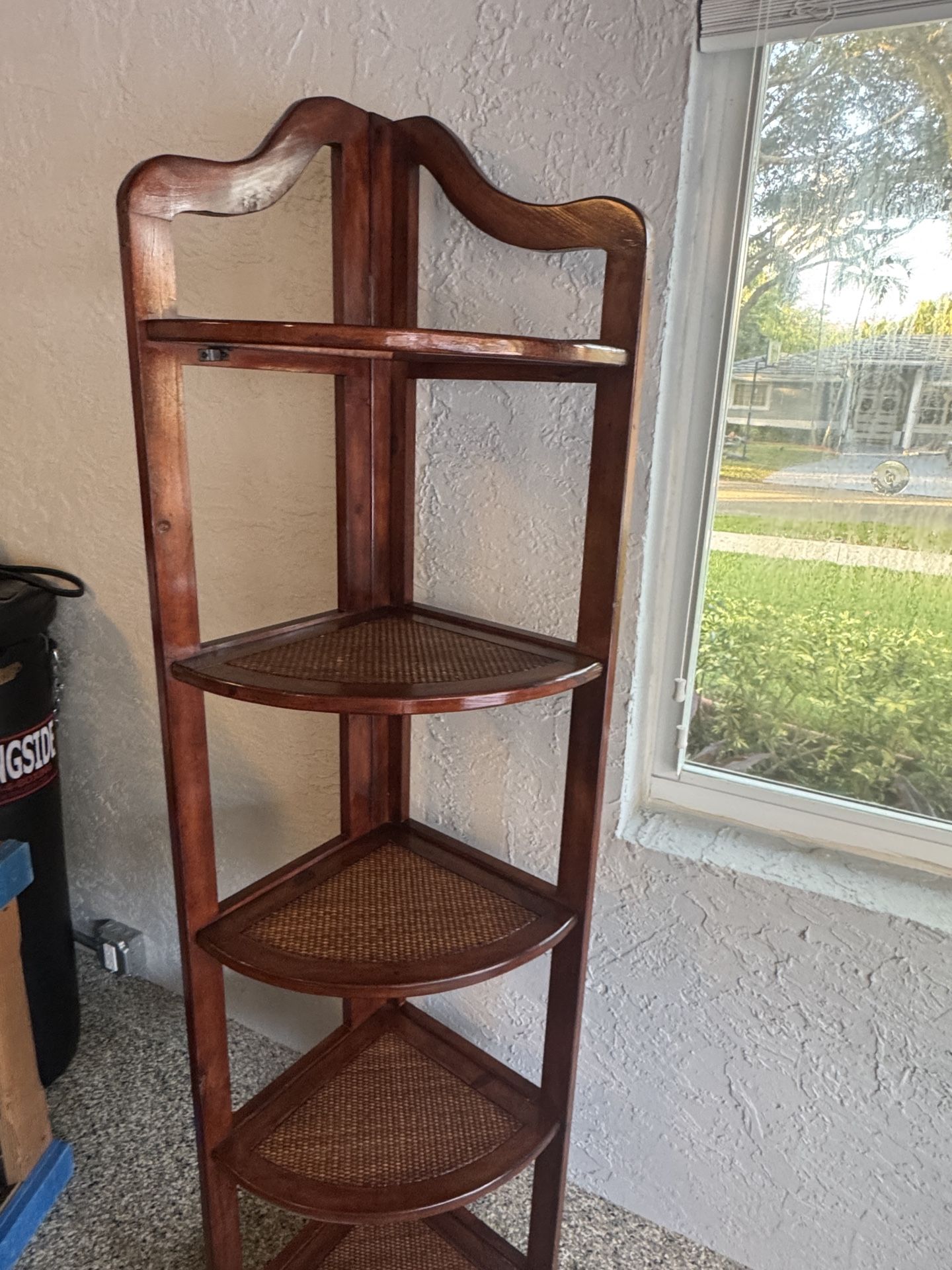 Corner Shelf - Cherry Wood