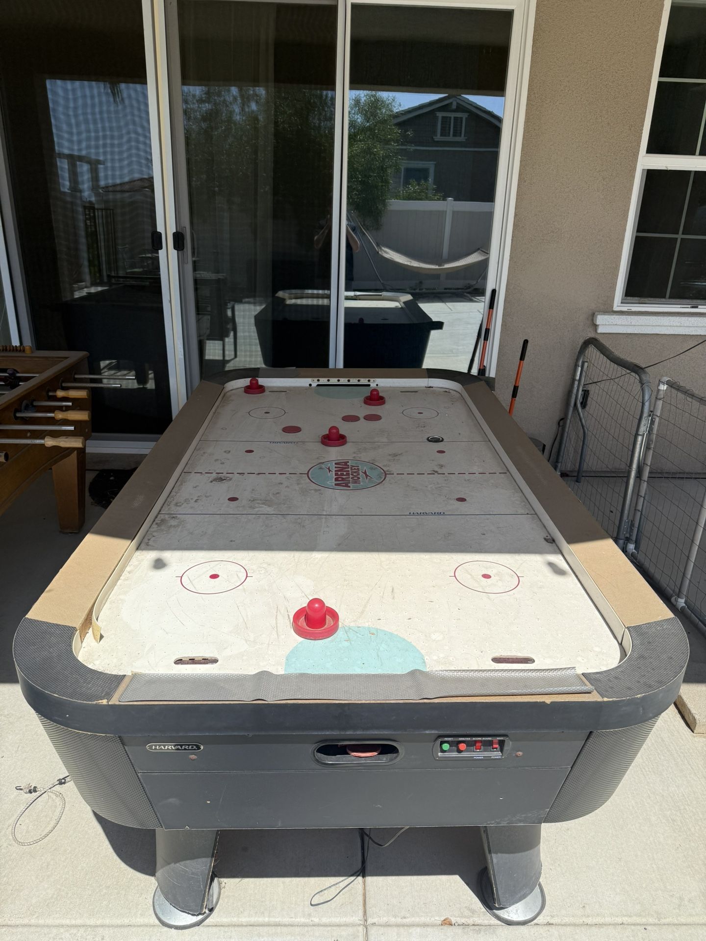 Free Air Hockey Table