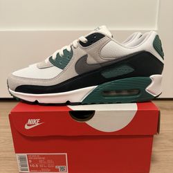 Nike Air Max 90 “Evergreen Aura” Men’s Size 9 DM0029-116