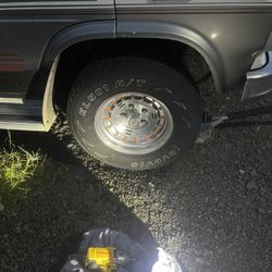 Rims And Tire  Old School Chevy 5on 5 15x8 