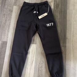 Fear of God Essentials Relaxed Sweatpants Iron