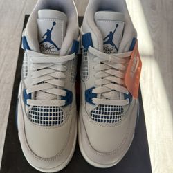 Jordan 4