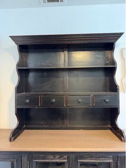 Top hutch