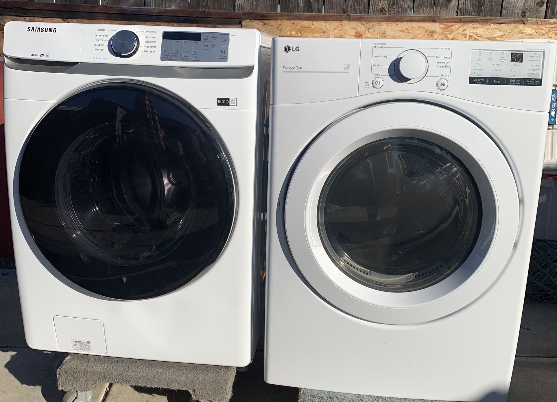 Samsung washer and LG electric dryer in good condition