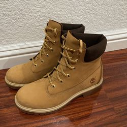 Women’s Size 7 Timberland Waterproof Boots 