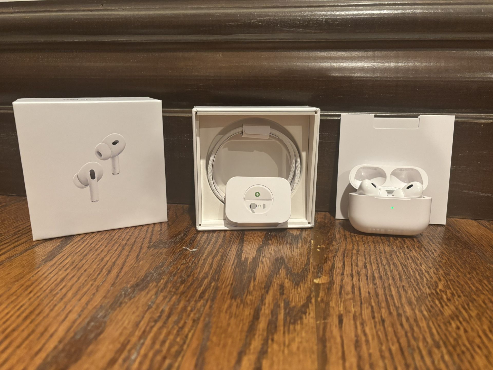 Apple Pro (2nd Generation) Wireless Earbuds with MagSafe Charging Case - White - With Proof Of Purchase