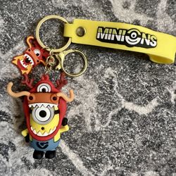 NEW IN BAG/ MINIONS KEYCHAIN! GREAT FOR KIDS BACKPACKS! 