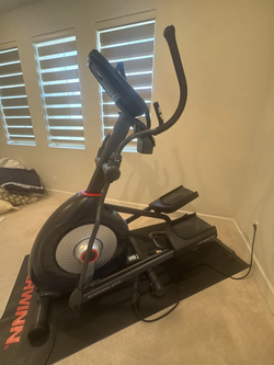 Schwinn 470 Elliptical with Mat - Bluetooth, 25 Resistance Levels