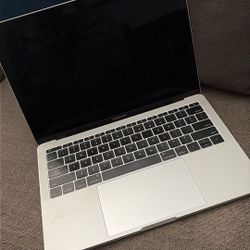 MacBook Pro 2016 Apple laptop computer