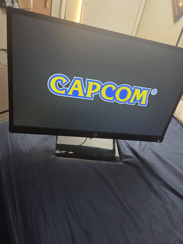 Gaming Monitor 27 Inch Great Condition