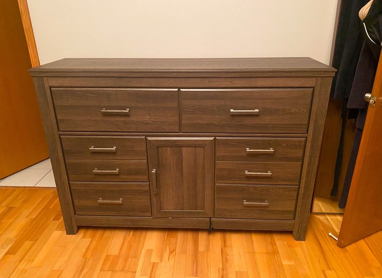 Bedroom dresser