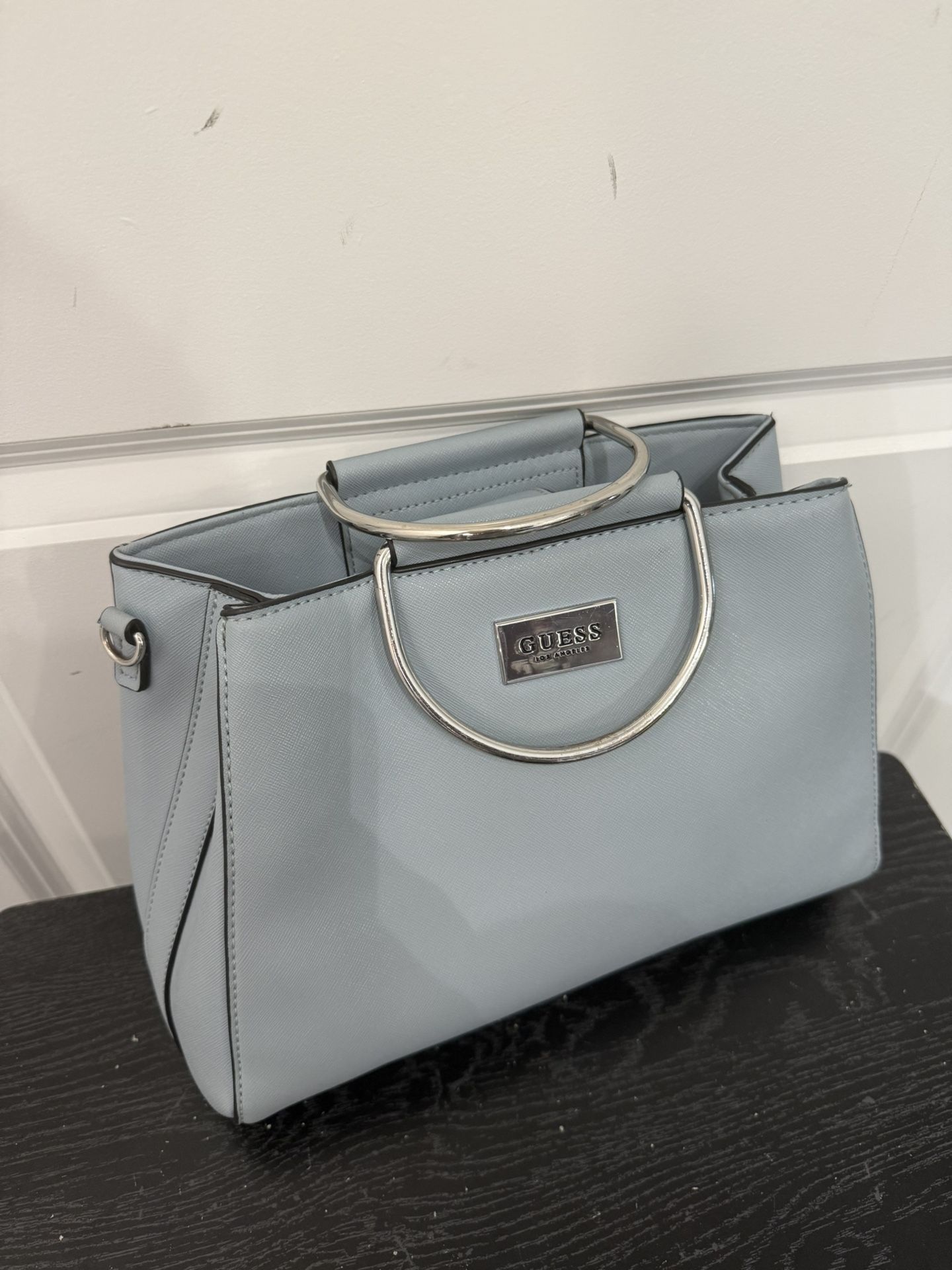 Medium Guess Purse 