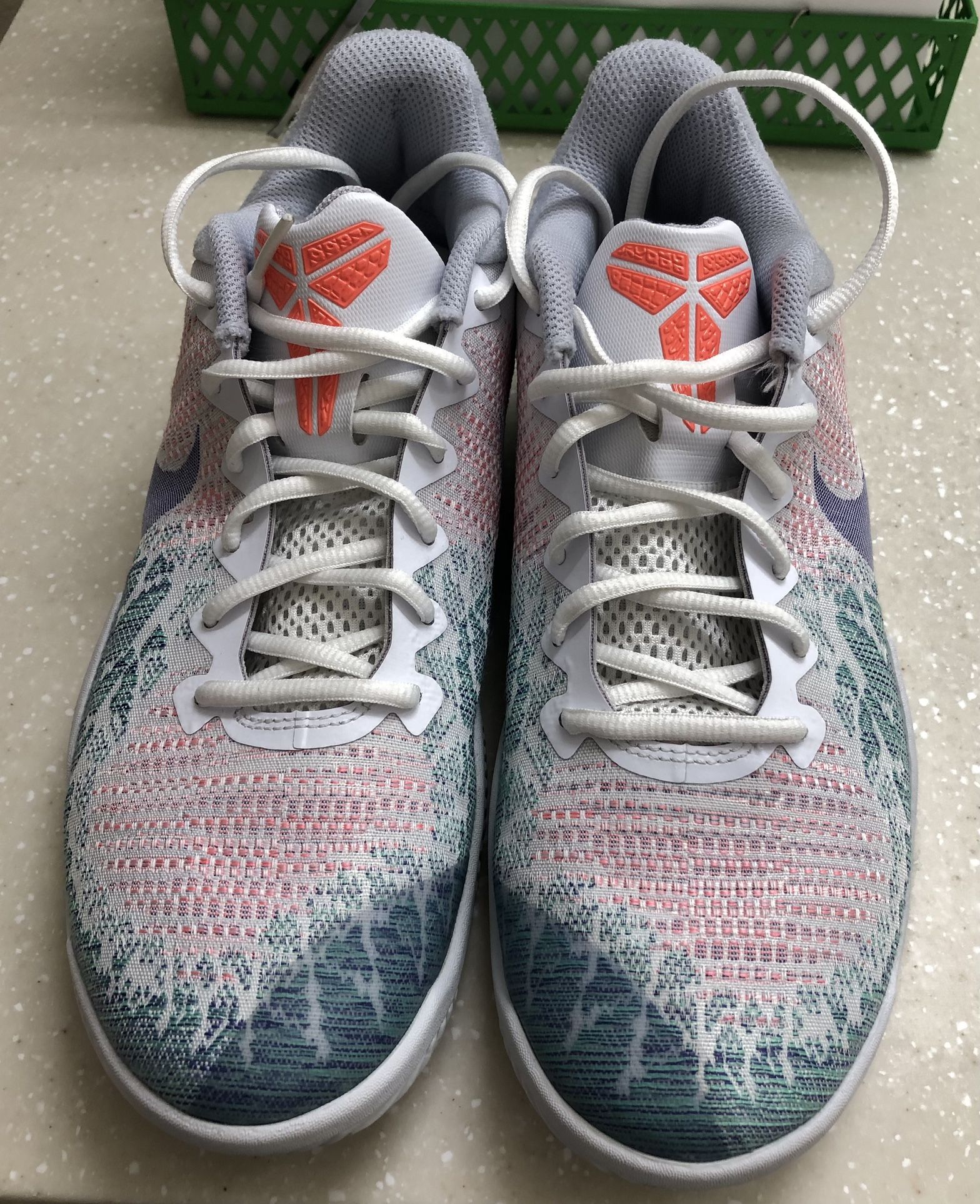 Kobe Mamba Rage Bright Mango Men Size 8