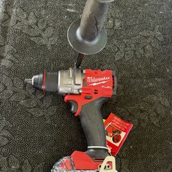 $195 New Milwaukee M18 FUEL 18V Brushless Cordless 1/2 in. Hammer Drill/Driver with 3.0 Battery. No Charger. 